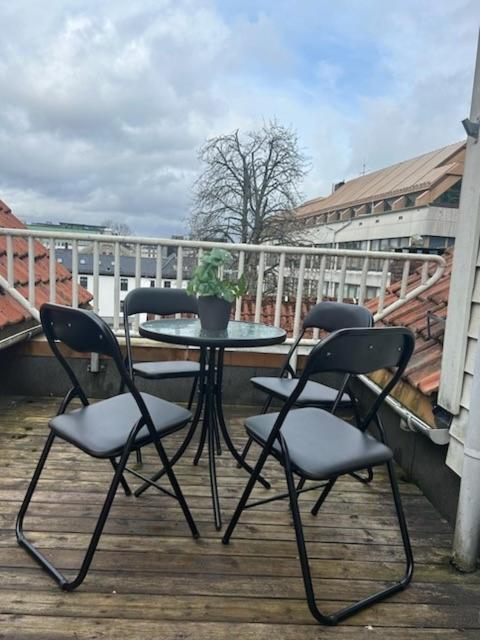 Marken Apartments Bergen Esterno foto